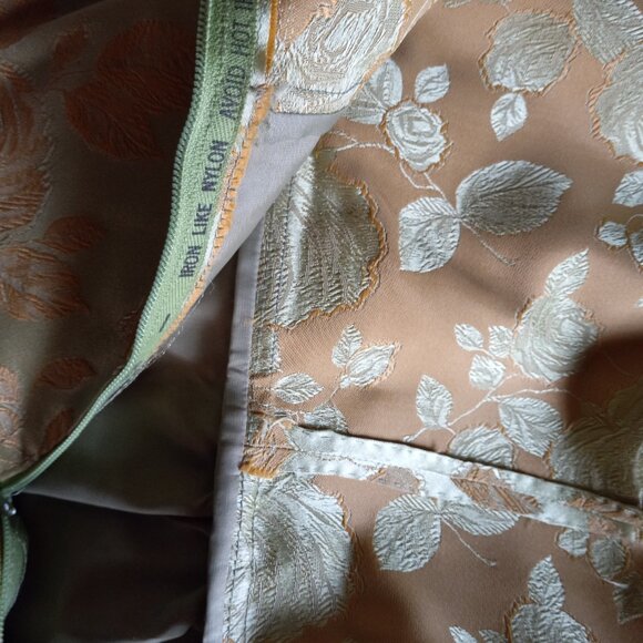 VINTAGE 1960'S GREEN GOLD BROCADE DRESS JACKET SET - Picture 12 of 15